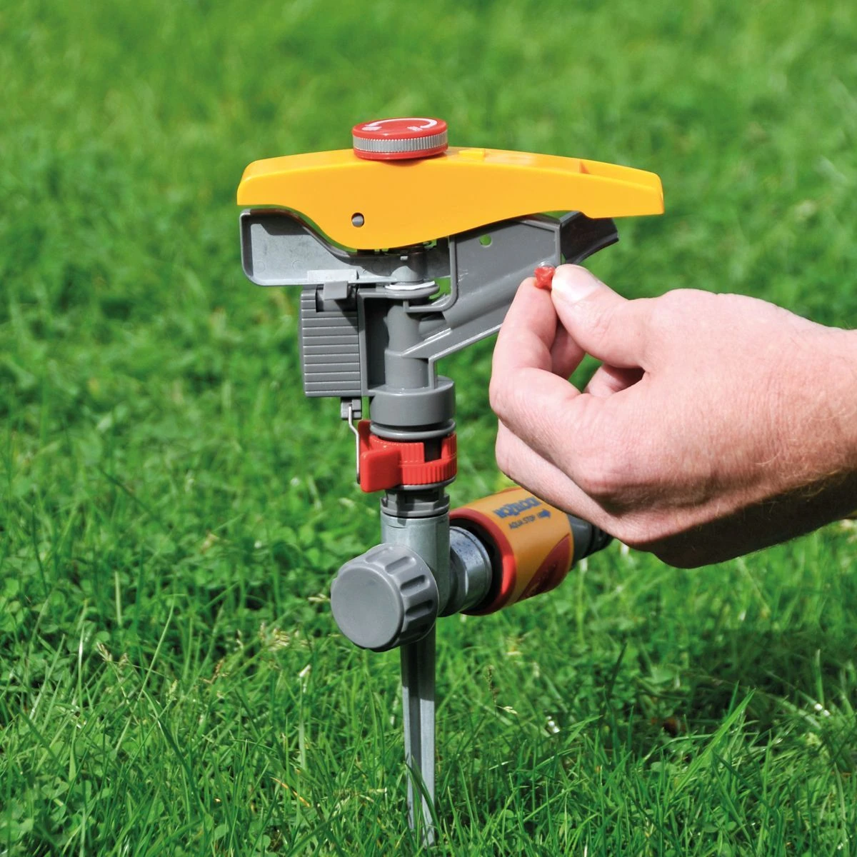 Hozelock Pulsating Sprinkler - Image 3